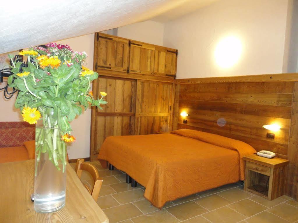 Limone Palace Aparthotel Limone Piemonte Zewnętrze zdjęcie